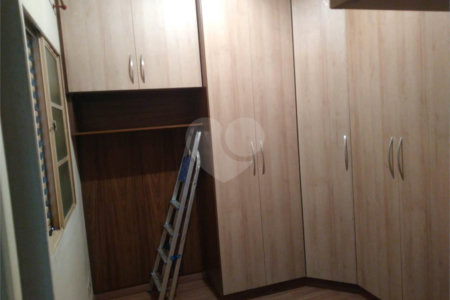 Apartamento no Condomínio Residencial Jardim das Torres.