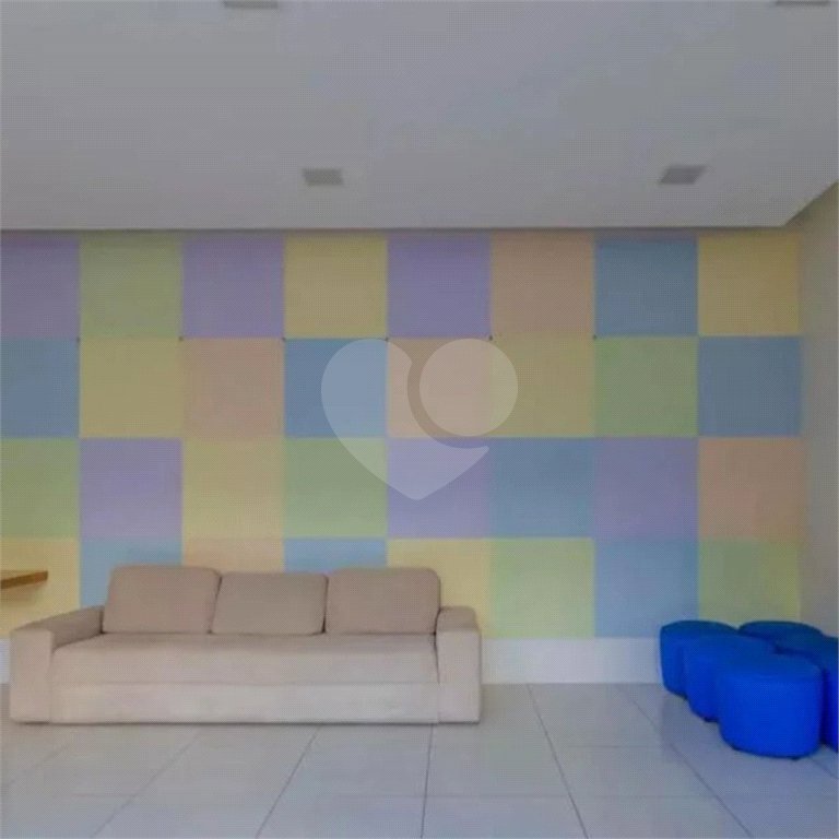 Apartamento no Ipiranga de 68m2 com 2 dorms, 1 suíte, 2 banheiros, 1 vaga. Estuda permuta.
