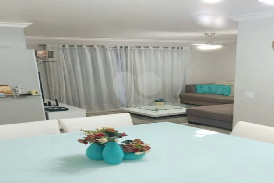 Apartamento à venda com 2 quartos, sendo 1 suíte,  em Jardim Itacolomi, São Paulo, SP