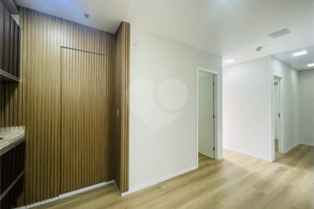 Consultório de 61 m² com 5 ambientes e Varanda no Domo Business!