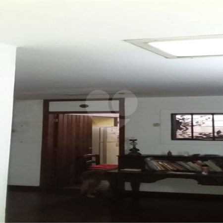 Casa Térrea à venda com 4 quartos, sendo 1 suíte, em Granja Julieta, São Paulo, SP