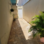 Casa Térrea com 3 dormitórios.
