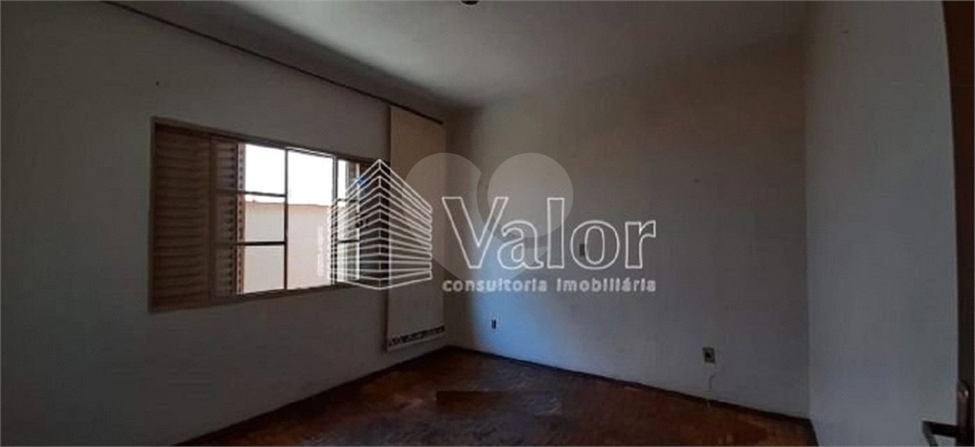Casa térrea para venda na Vila Carmem .