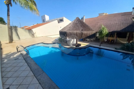Casa Térrea na XV de Novembro .
