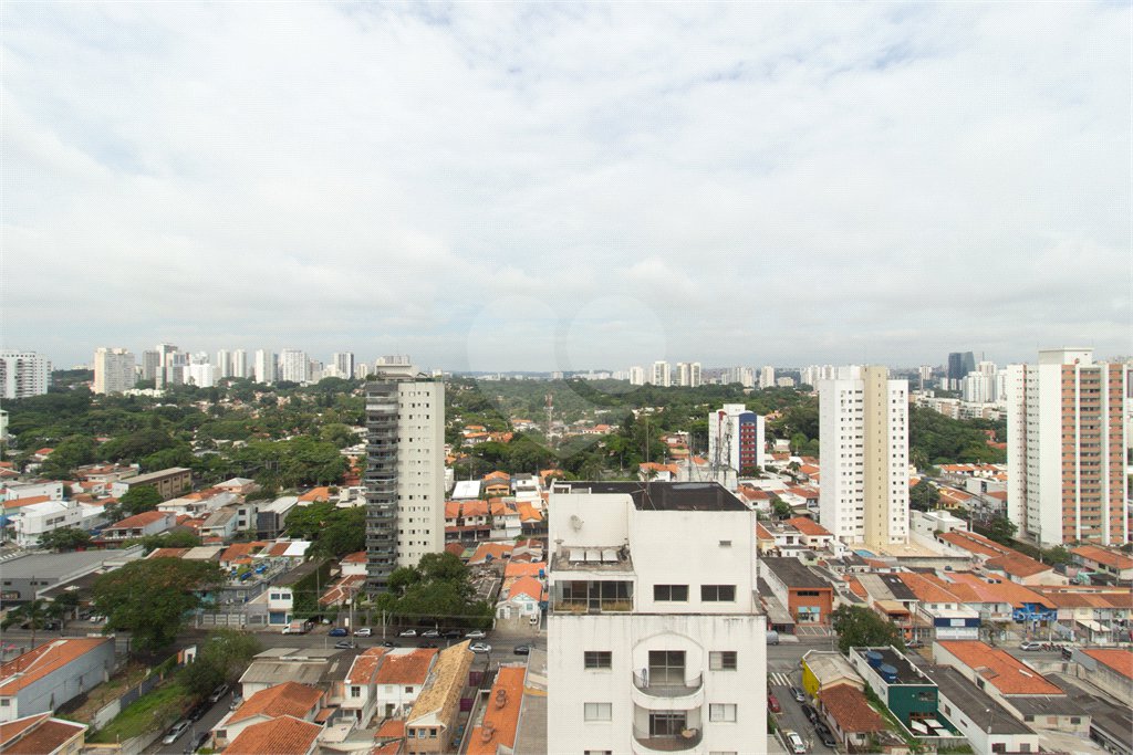 Apartamento a Venda na Chácara Santo Antônio, 163 m², 3 suítes, 2 vagas,, lazer e próximo ao parque