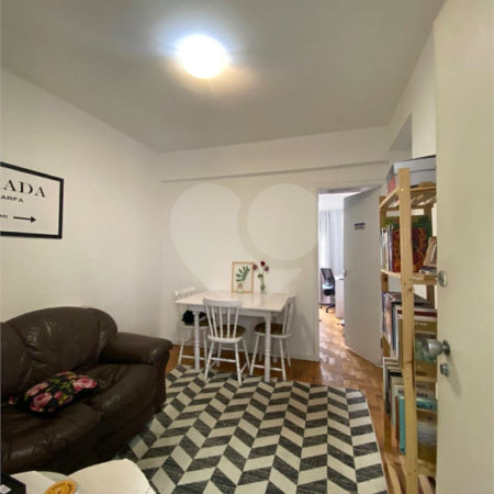 Apartamento a venda Paraíso 1 dormitório 1 banheiro 40 metros quadrados