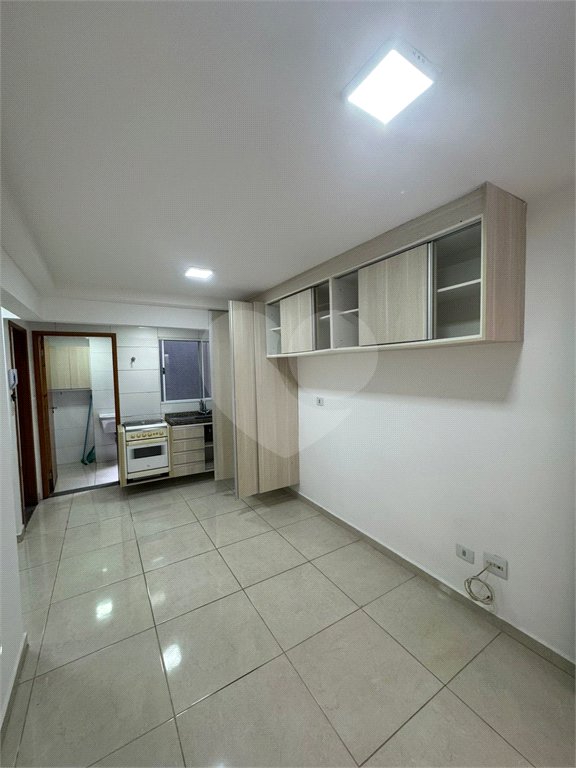 Apartamento 2 dormitórios c/ quintal privativo próximo ao futuro Metrô Anália Franco
