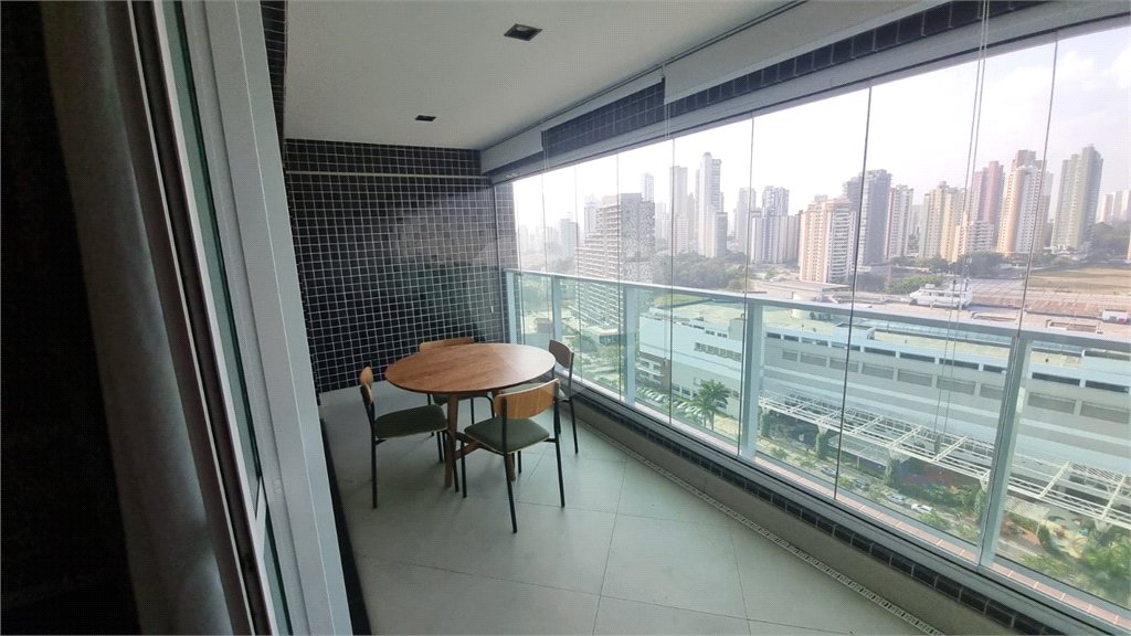 Apartamento Mobiliado no Anália Franco