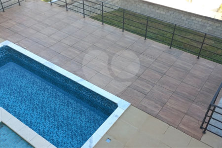 Luxuoso Sobrado com 4 Suítes