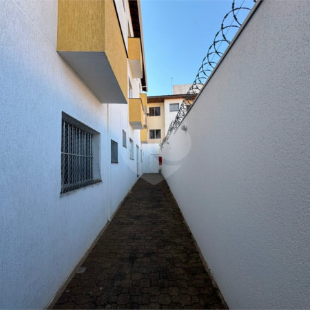 Apartamento á venda com 02 Dormitórios, em São Carlos.