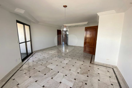 Apartamento com 4 dormitórios , sendo 1 suíte , 2 vagas , à venda na Moóca.