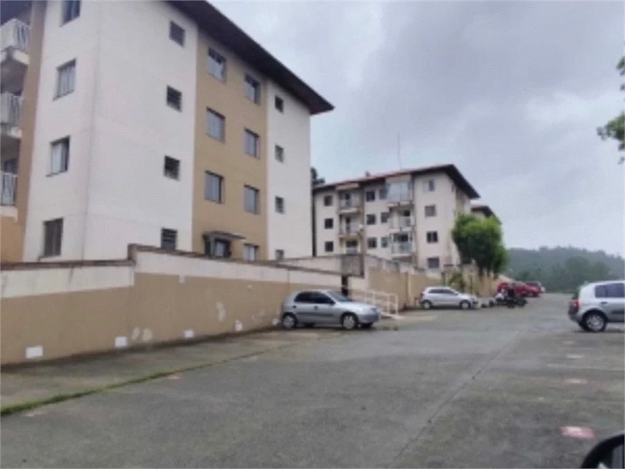 Lindo Apartamento de 55m² no Centro de Cotia - Pronto para Morar!
