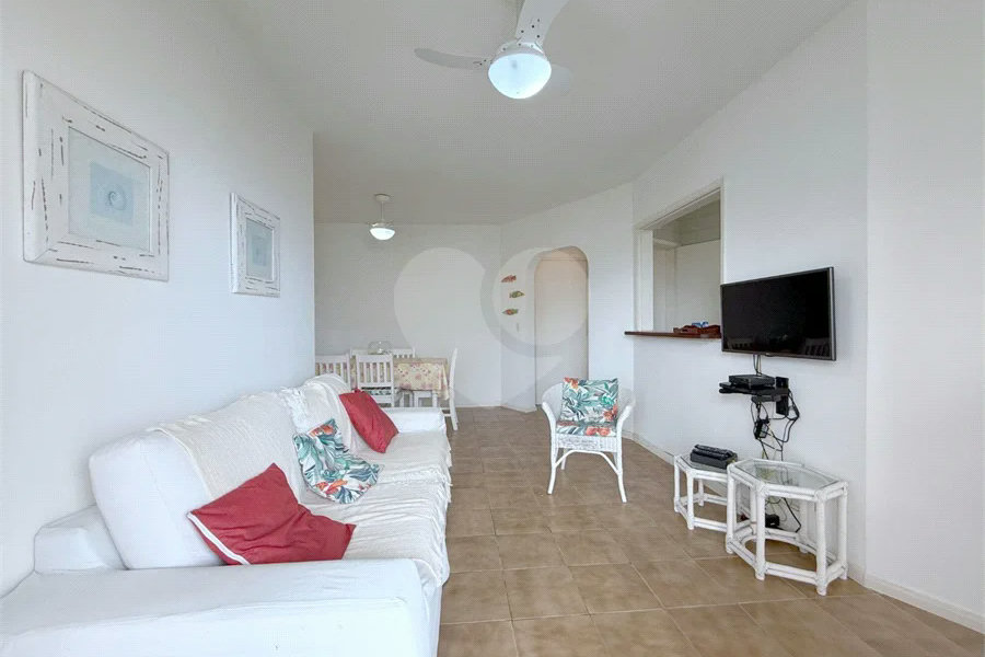 Apartamento à venda com 2 quartos, sendo 1 suíte,  em Riviera de São Lourenço, Bertioga, SP