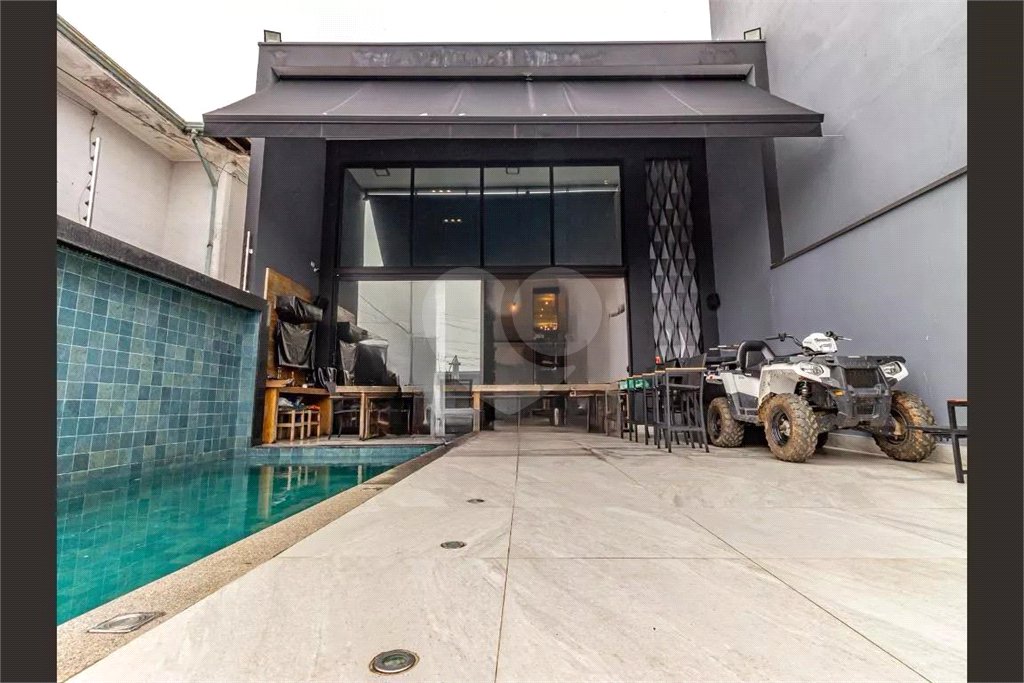 Sobrado alto Padrão no Anália Franco 300 M2 3 DORMITÓRIOS E 4 VAGAS