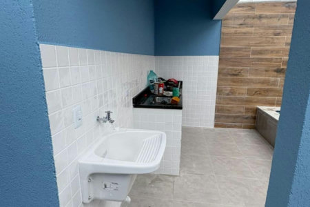 🏡 CASA COM PISCINA NO JARDIM MARABÁ – MONGAGUÁ