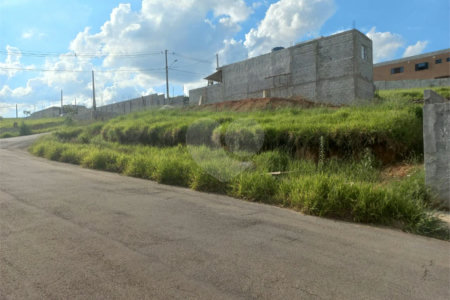 Terreno de Esquina em Loteamento Novo - Oportunidade de Valorização!