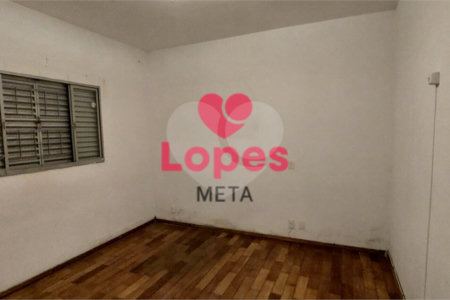 CASA A VENDA COM 132M², 3 DORMITORIOS, 2 SUITES, 2 VAGAS - BAIRRO JARDIM DAS INDUSTRIAS - SÃO JOSÉ D