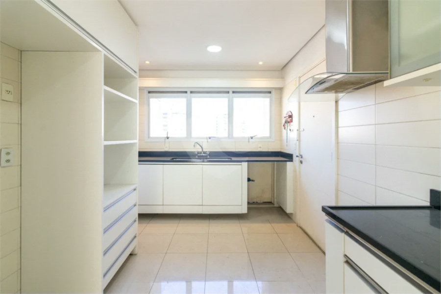 Vila Andrade / Jardim Sul - 4 dormitórios | 2 suítes | 3 vagas | depósito