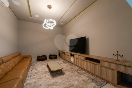 Casa à venda com 4 suítes no condomínio Vale da Santa Fé, Vinhedo - SP