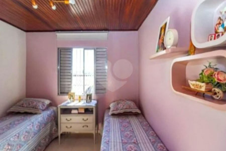 Casa com 110m², 4 quartos, sendo 1 suíte, 1 garagem, à venda em Sapopemba
