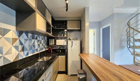 Duplex à venda com 2 quartos, sendo 1 suíte,  em Riviera de São Lourenço, Bertioga, SP