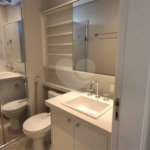 Apartamento com 2 vagas no Campo Belo