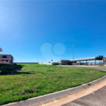 Indaiatuba - Loteamento no Jardim Park Meraki - Excelente oportunidade! Lote espaçoso de 342,12m² disponível por apenas R$ 577.945,00 - Localizado em uma região privilegiada, com IPTU - R$ 300,23 e condomínio - R$ 862,83 - Além disso, sua localização é extremamente conveniente, a apenas 2 minutos
