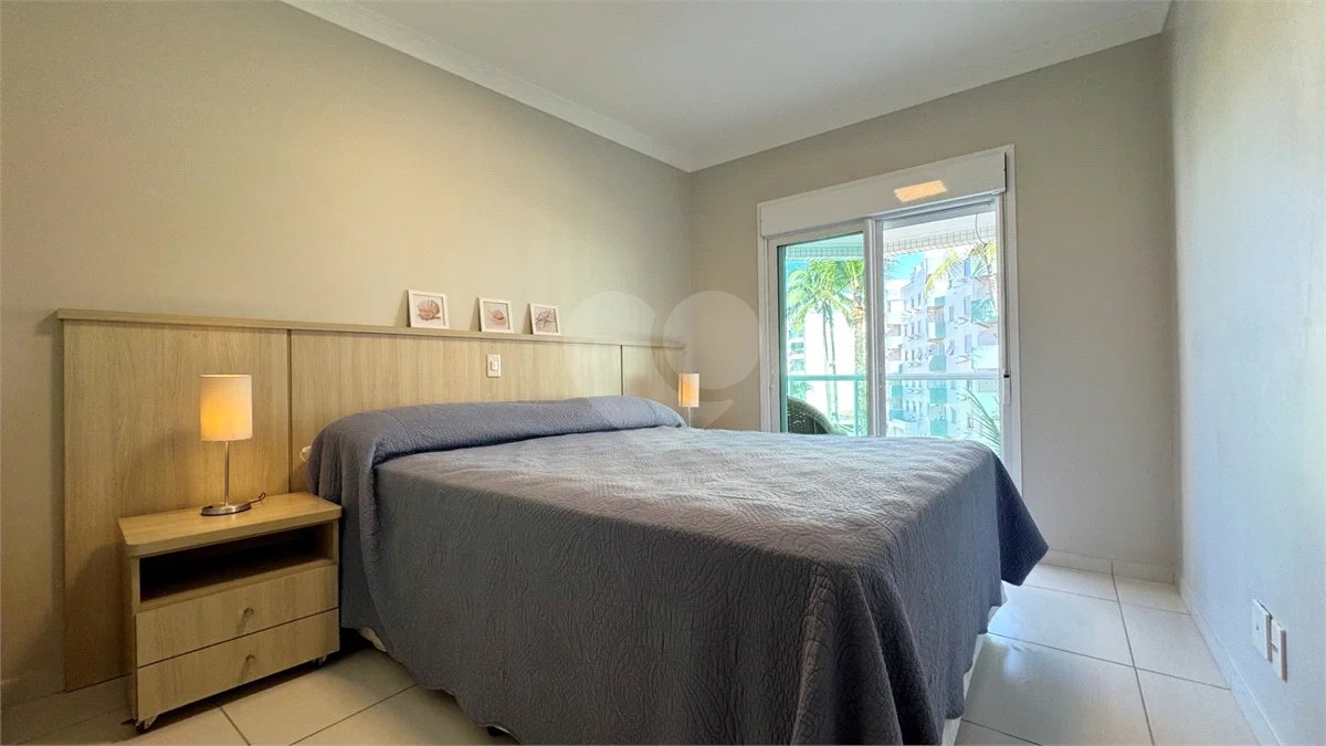 Apartamento à venda com 4 quartos, sendo 2 suítes, em Riviera de São Lourenço, Bertioga, SP