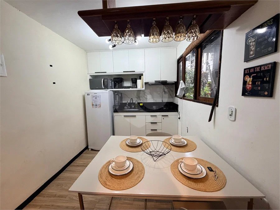 Casa à venda com 2 quartos, sendo 1 suíte, em Geribá, Armação dos Búzios, RJ