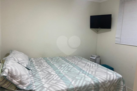 Apartamento no Condomínio Monte Olimpo.