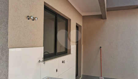 Casa à venda com 3 quartos, sendo 1 suíte,  em Residencial São Bernardo, Poços de Caldas, MG