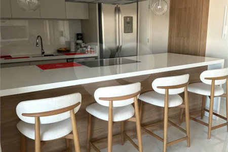 Apartamento de alto padrão com 108 m², 3 dormitórios, 1 suíte, varanda gourmet, planejados, lazer completo e próximo ao Metrô Alto do Ipiranga.
