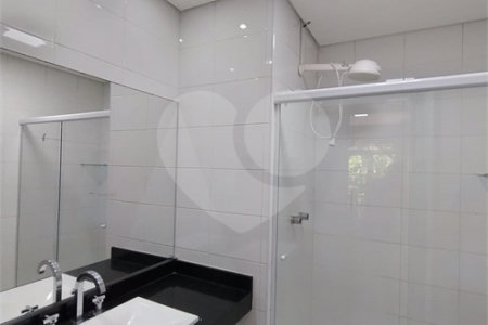 Apartamento Duplex bem localizado com 3 Quartos à venda, 120m² - Enseada, Guarujá - SP