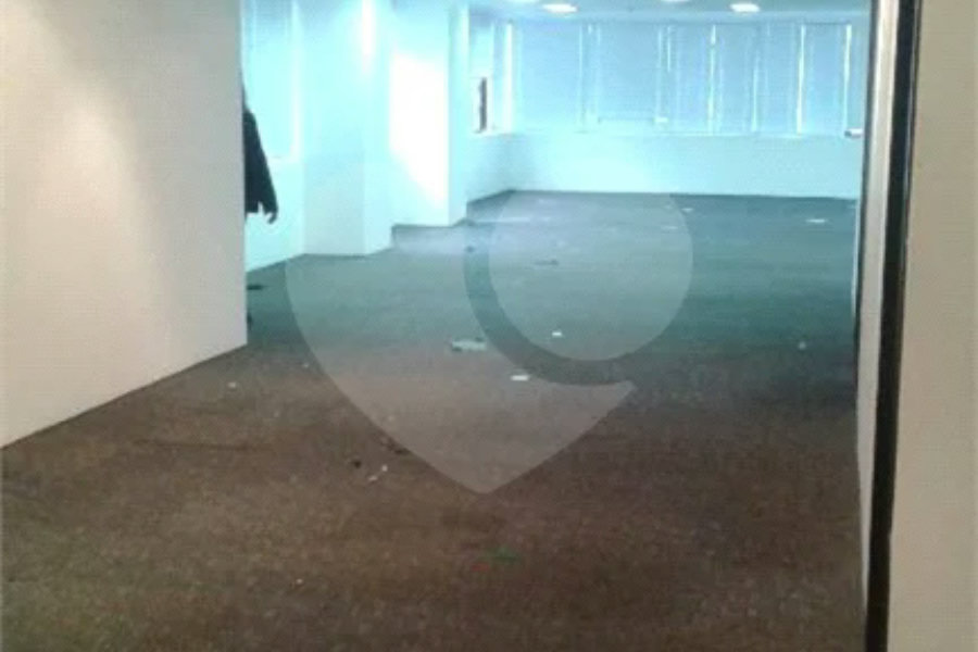 Conjunto comercial na Vila Olimpia