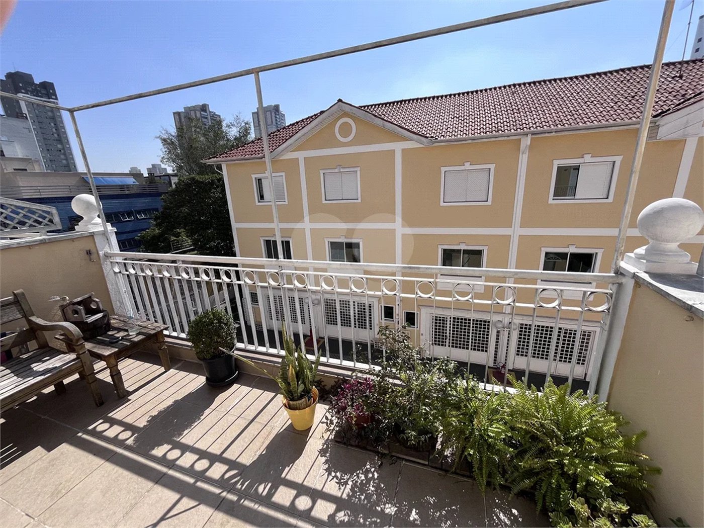 Casa à venda com 2 quartos, sendo 1 suíte, no condomínio Cond Villa D'este, São Paulo - SP