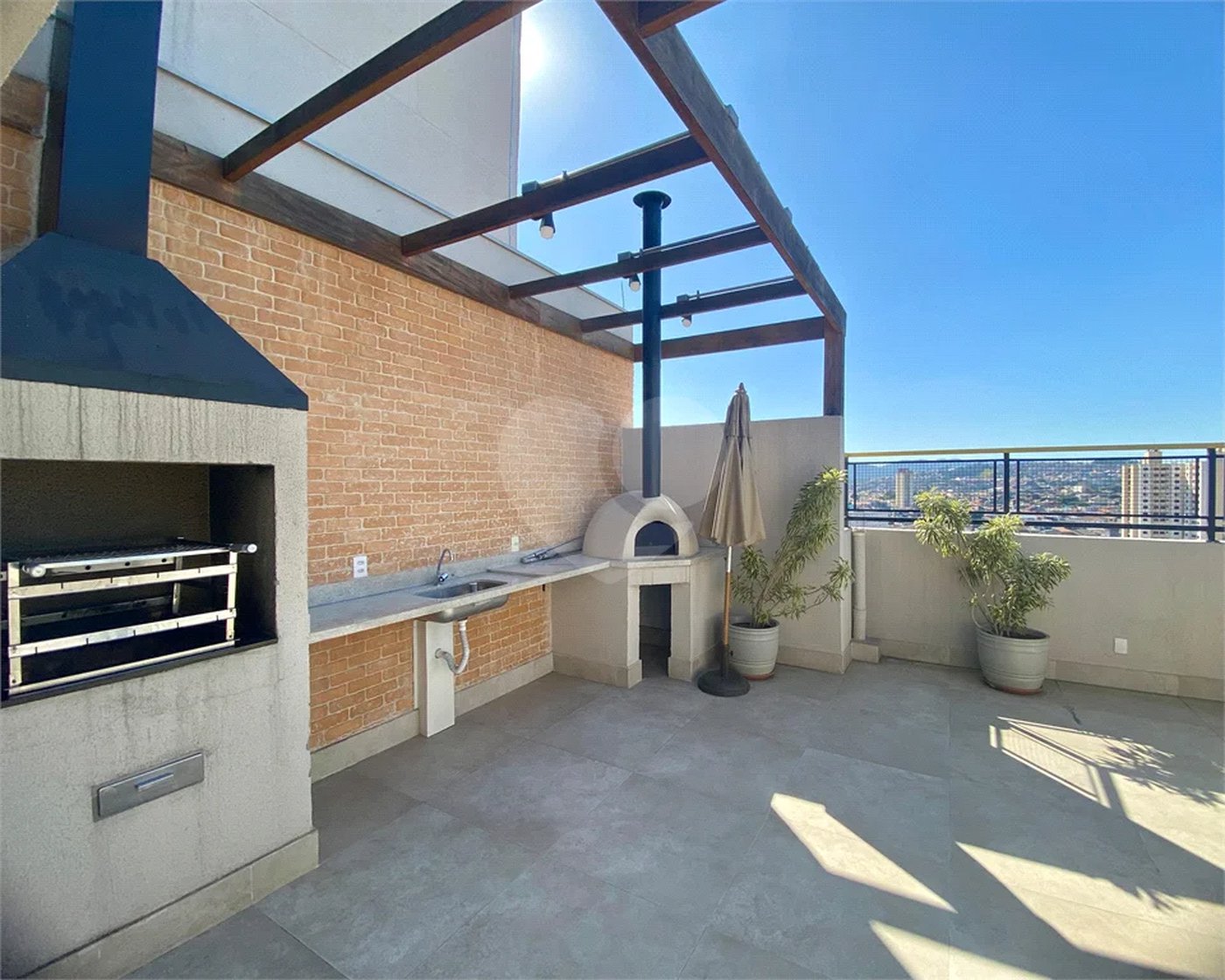 Apartamento para venda e locação com 2 quartos e 1 vaga na Vila Rosália