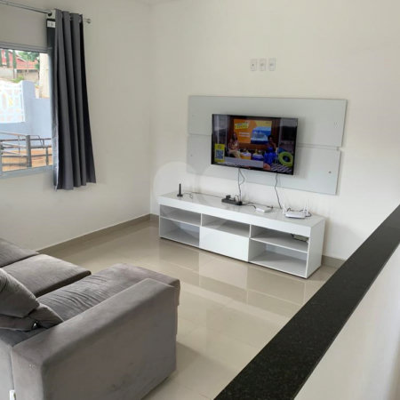 Belíssima Chácara- Loteamento Pedra Bela- Bairro Pedreira- em Atibaia.
