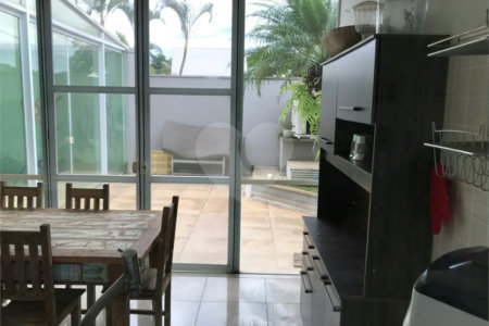 SOBRADO ALTO PADRÂO COND.PARQUE SABARA