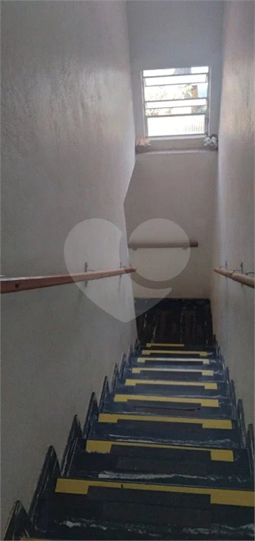 Casa com 272m² de área construída , 2 dormitórios , 1 vaga , à venda no Jabaquara.
