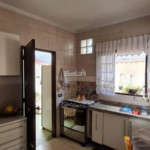 Casa à venda com 3 quartos, sendo 1 suíte, em Vila Santista, Atibaia, SP
