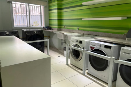 Apartamento de 2 quartos em Chácara Cruzeiro do Sul ( Cangaíba ).