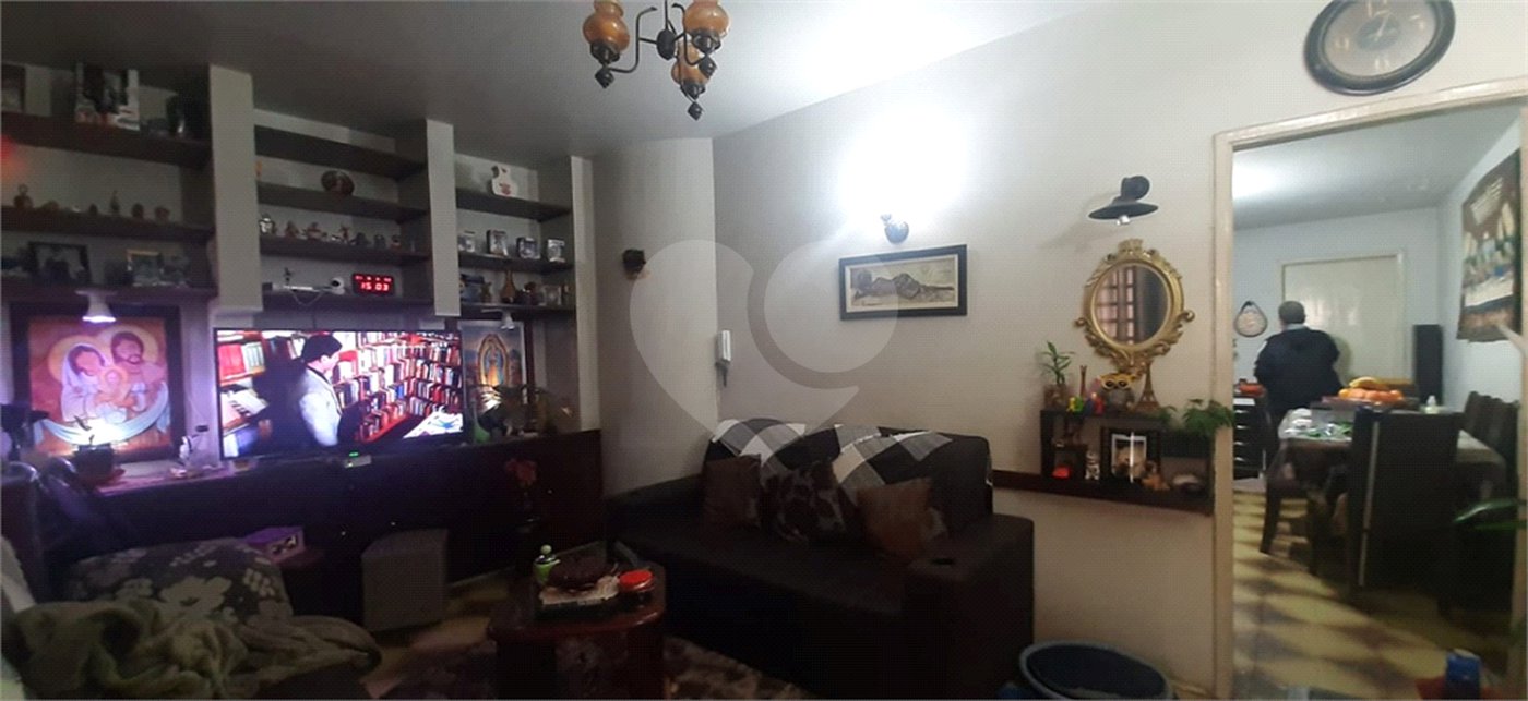 Sobrado no Jardim São Carlos.