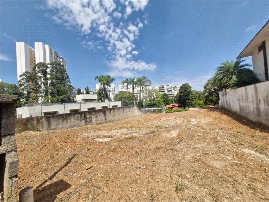 Terreno em rua fechada para Venda Alto da Boa Vista