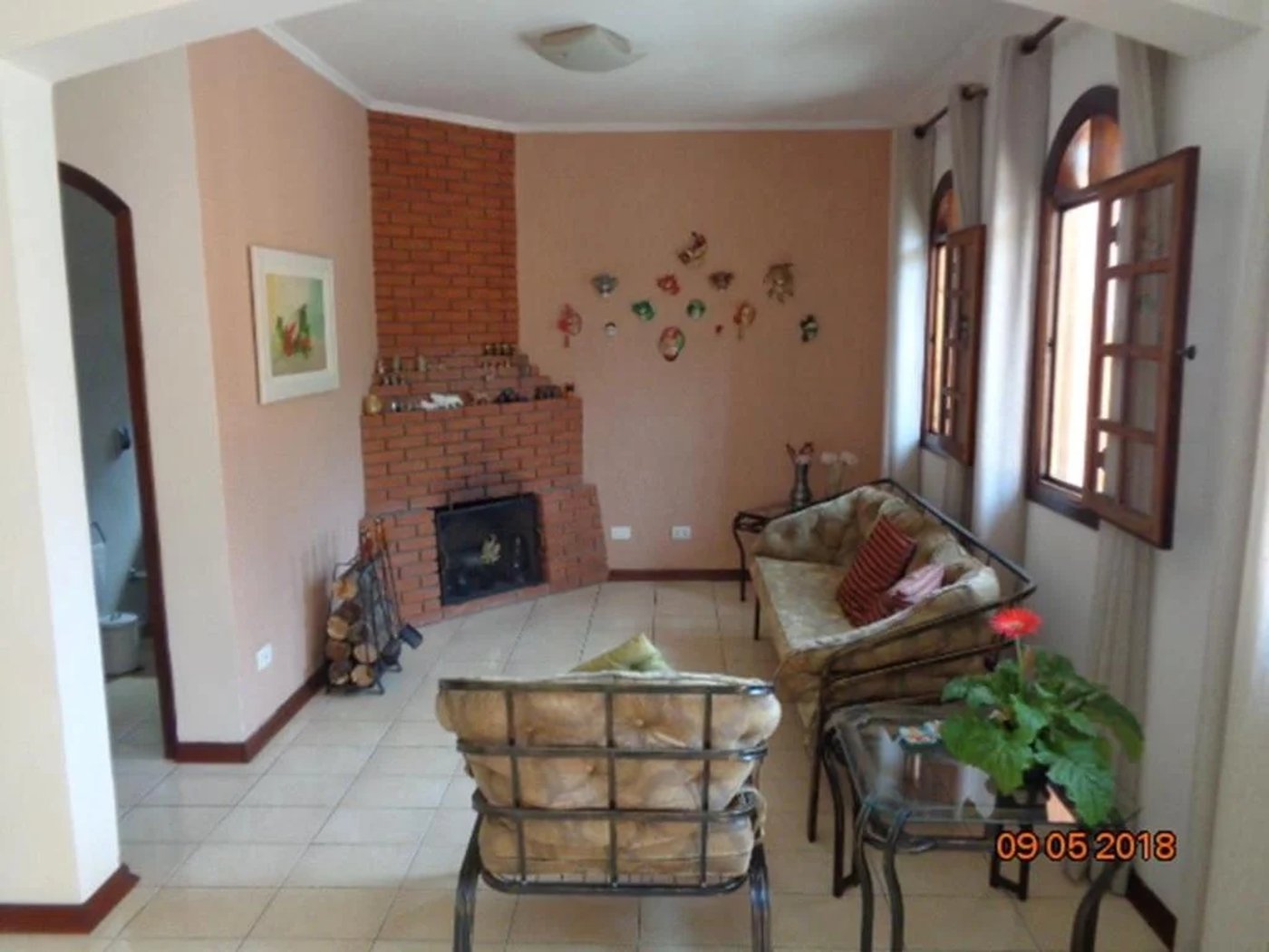 Casa Térrea à venda com 3 suítes em Ferreira, São Paulo, SP