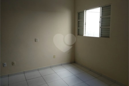 Casa térrea para venda no Azulville