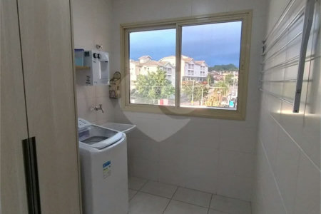 Apartamento em Atibaia com 2 dormitórios (1 suíte), 2 vagas de garagem, elevador, salão de festas, excelente localização