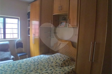 Casa + salão comercial na Vila Vista Alegre