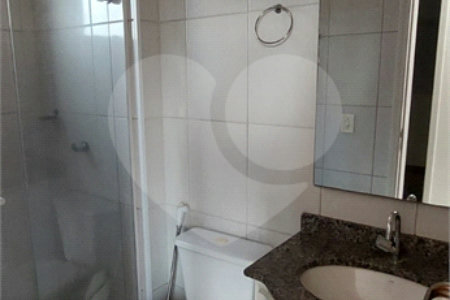 Apartamento 1 dormitório no Condomínio Parque das Violetas
