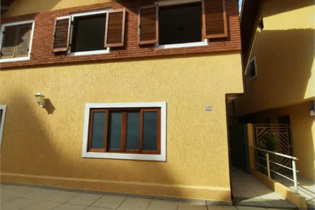Casa para alugar com 3 quartos, sendo 1 suíte, no condomínio Residencial Sol Francisco, São Paulo - SP