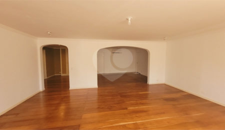 Apartamento à venda com 3 quartos, sendo 1 suíte, em Itaim Bibi, São Paulo, SP